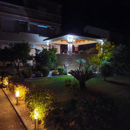 Apartments Luka 라브 외부 사진