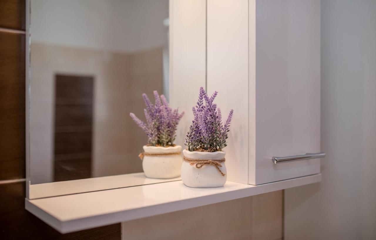 Apartments Luka 라브 외부 사진