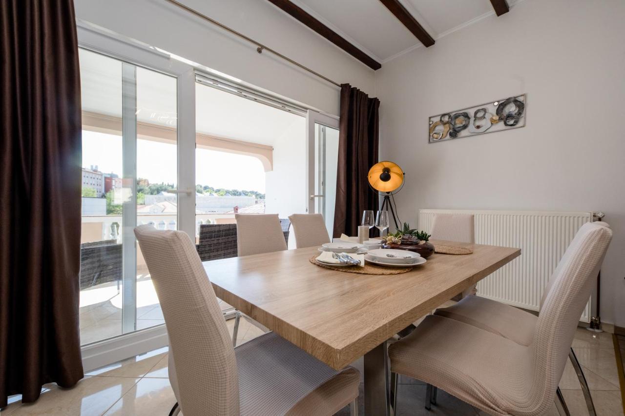 Apartments Luka 라브 외부 사진