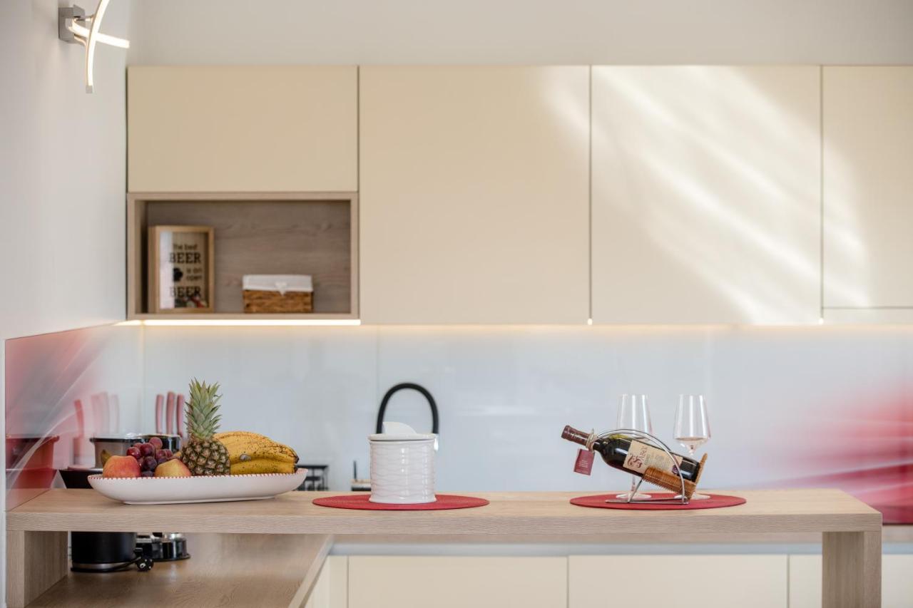 Apartments Luka 라브 외부 사진