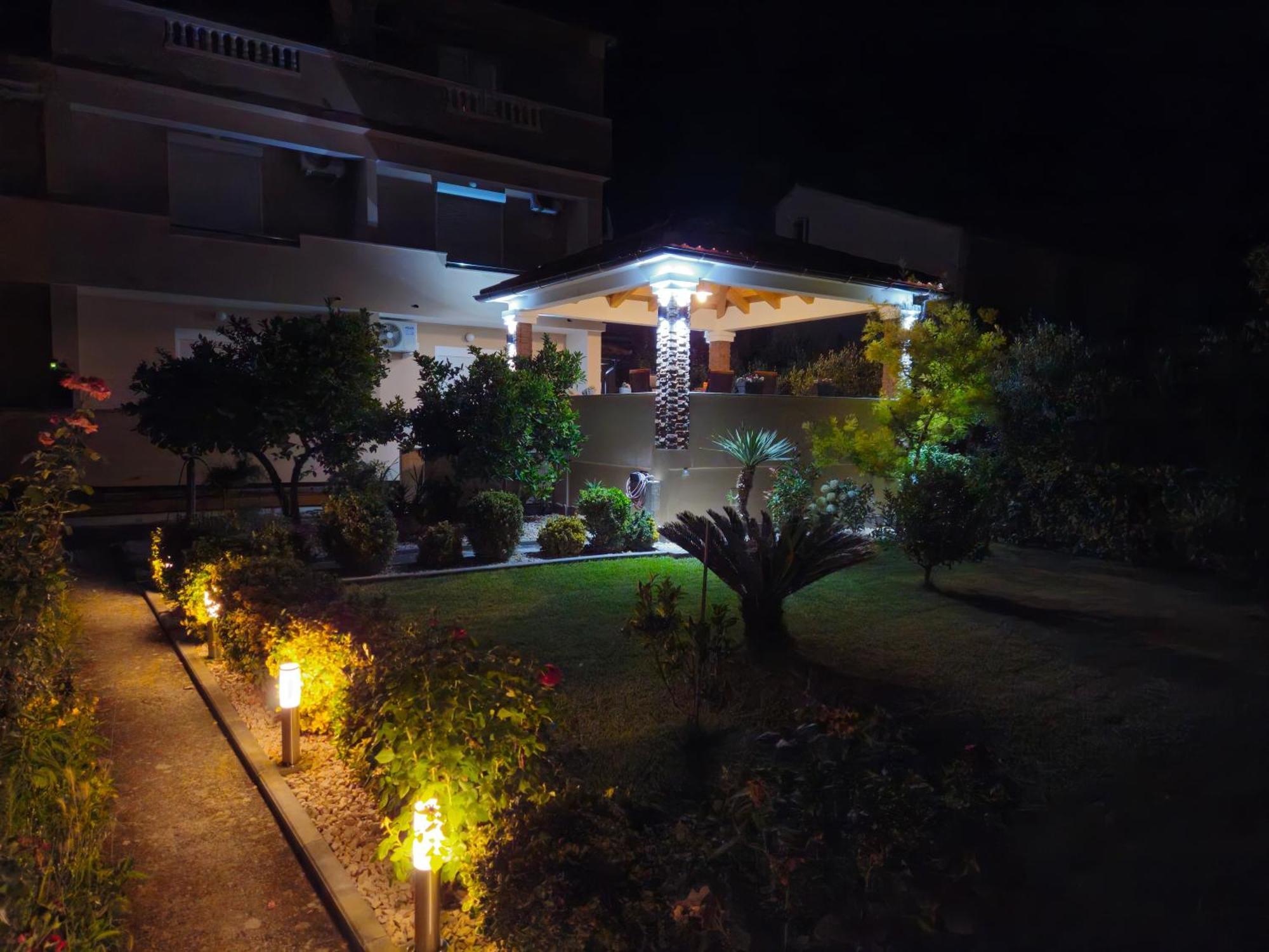 Apartments Luka 라브 외부 사진